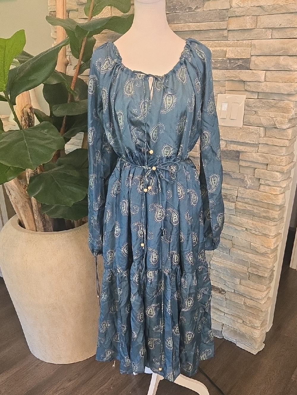 Hannah Artwear Zoey Tie-detailed Tiered Paisley-Print Silk-Habotai Midi Dress